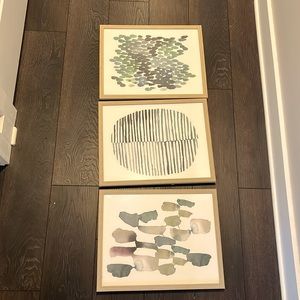Cute modern living room decorations.